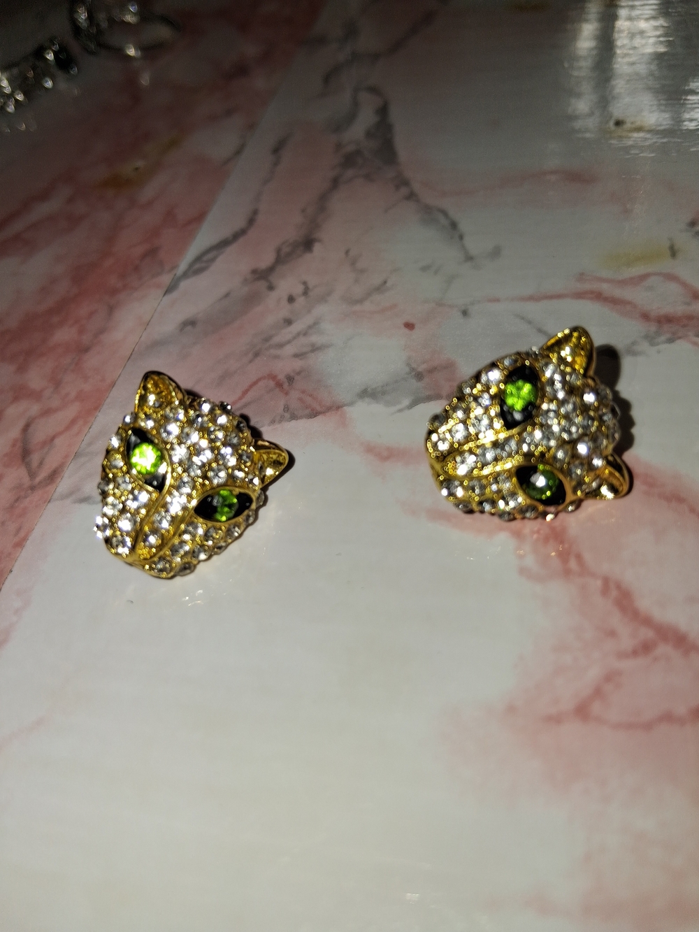 Source Unknown Gold-Tone Crystal Panther Stud Earrings with Green Eyes